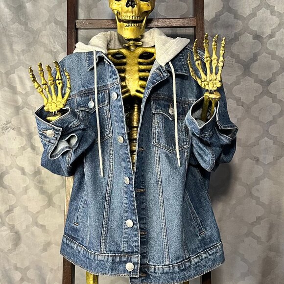 True Religion Trucker Jean Jacket with Hood - Picture 1 of 7